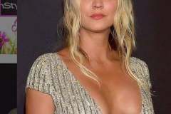 Kaley Cuoco