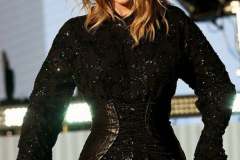 taylor-swift-hot-1